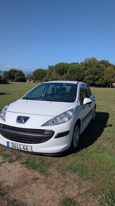 Peugeot 207 1.4 HDI — photo 2