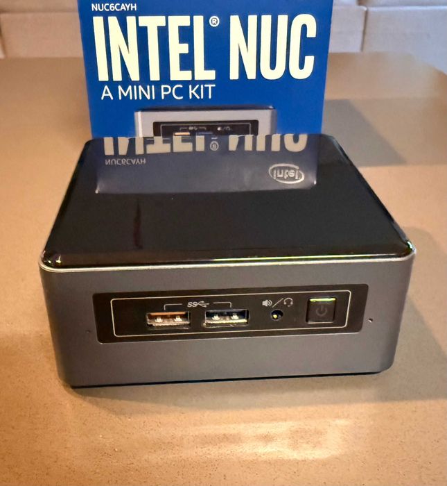Intel NUC streamer ROON Core pod Roon/Audirvana