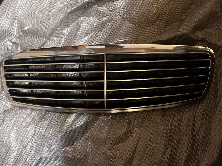 Решітка w211 (дорест)