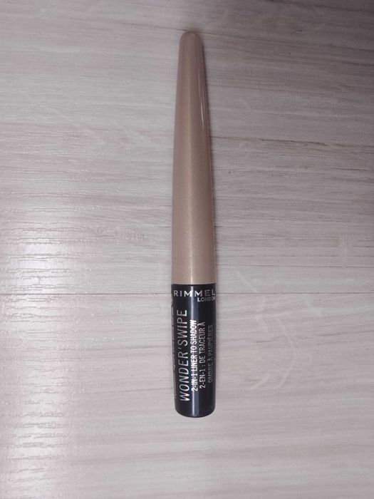 Eyeliner Rimmel nowy