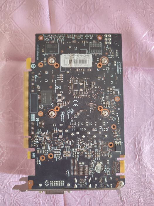 Продам GTX 750 2gb