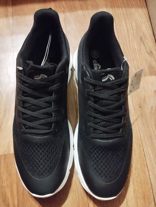 Мужские кроссовки