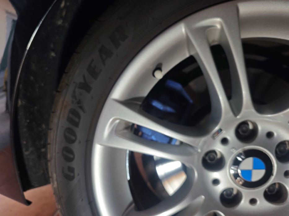 vendo carro BMW em excelente estado