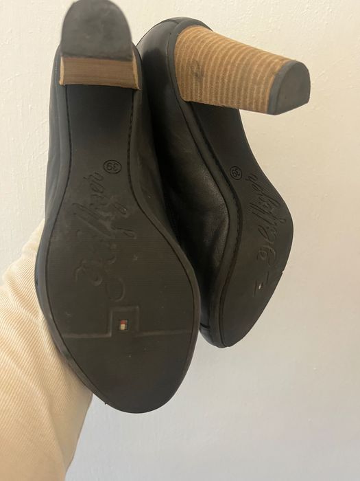 Buty na koturnie damskie