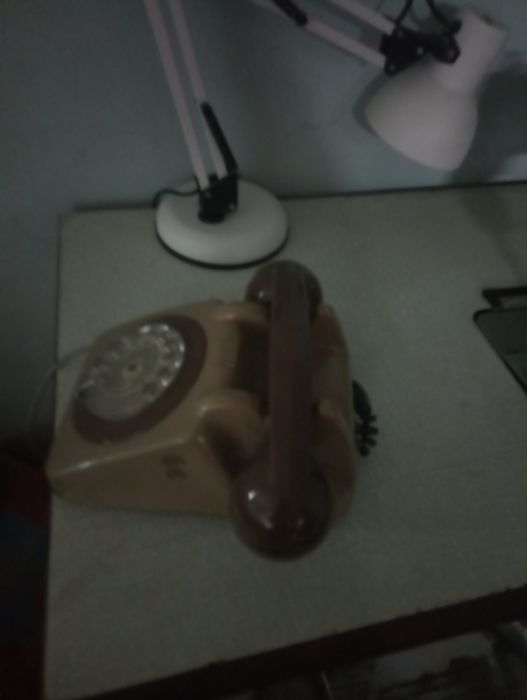 Telefone antigo de marcação analógico