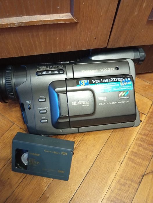 Видеокамера Panasonic NV-VX30EN