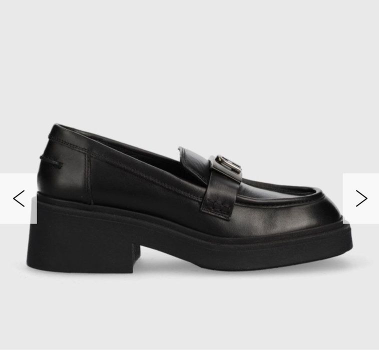 Лофери Furla шкіряні