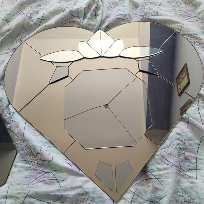 Lustro wiszące  serce .