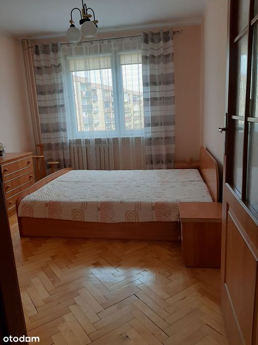 Przestronne, 4-pokojowe mieszkanie 74m² – ul. Czarnieckiego, Ostróda