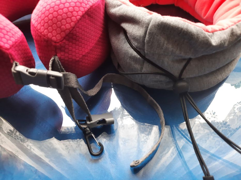 2 szt kołnierze podróżne -jeden gratis