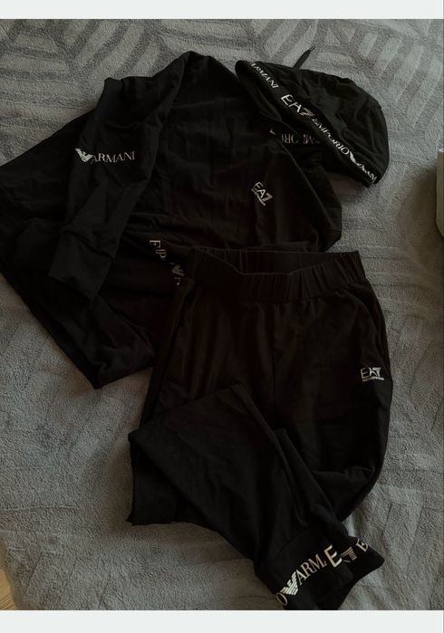 Спортивный костюм EA7 Emporio Armani оригинал, XS, черный