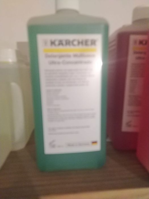 18 litros de detergente karcher