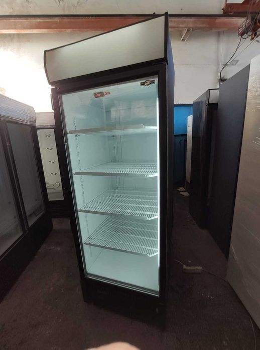 Холодильна шафа. Шкаф однодверний UBC Optima Black. Стан доглянутий