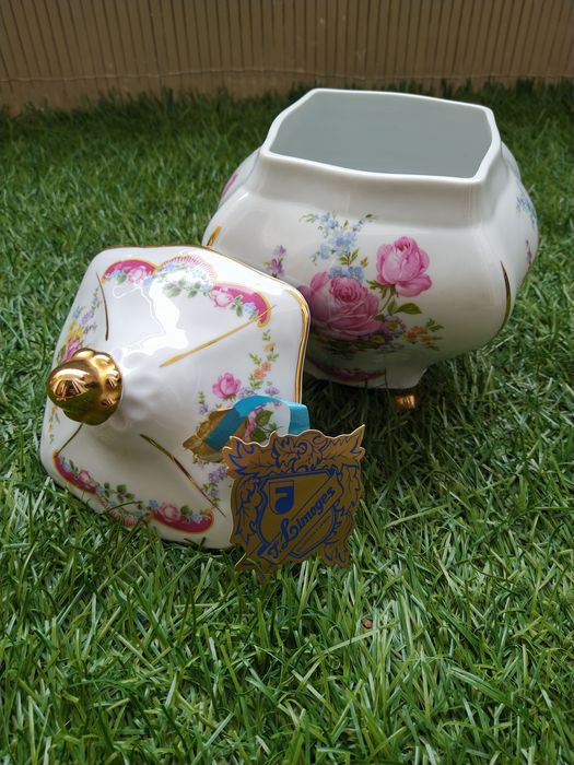 Peça em porcelana Limoges