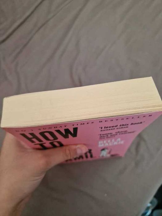 Livro How To Kill Your Family- Bella Mackie