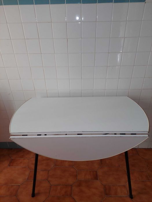 Mesa com 2 extensões