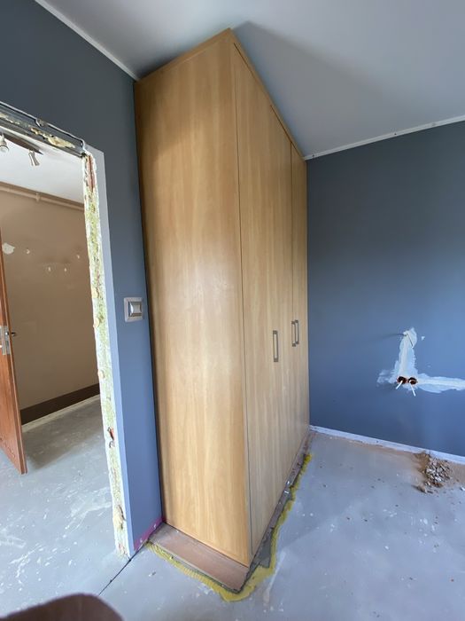 Szafa w dobrym stanie