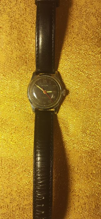 Часи москва!в доброму стані!