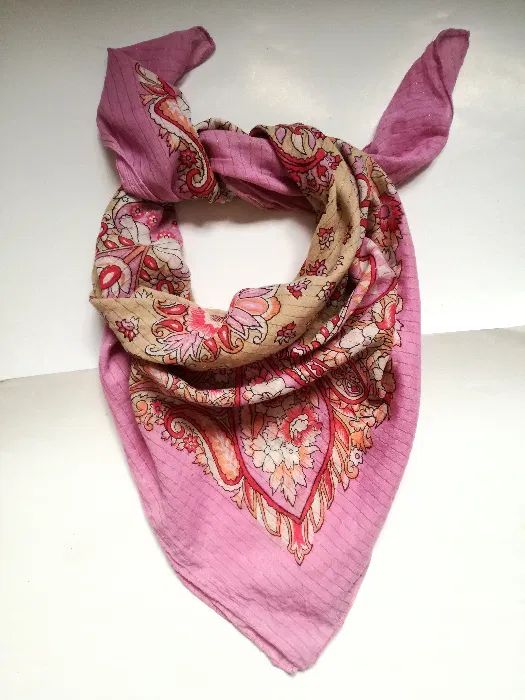 PIECES lekka rozowa chusta szal wzorki paisley