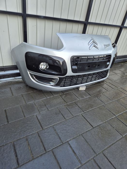 Zderzak przód przedni citroen C3 picasso rok 10 kod lak EZRC