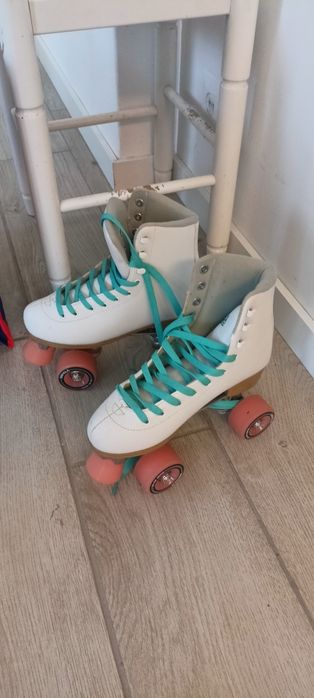 Patins 4 rodas nr 38