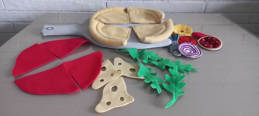 Ikea babeczki, pizza maskotka