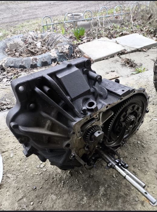 Продам акпп 4 нр 16 і кпп мазда 3 бк