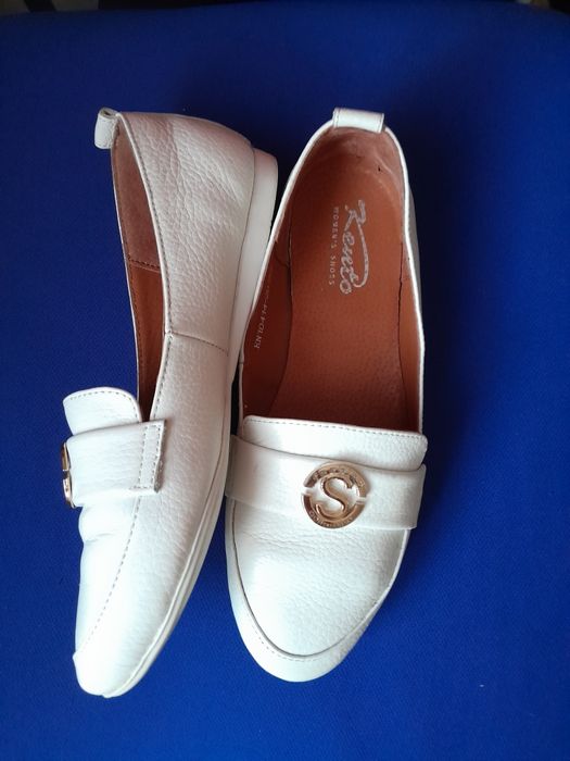 Жіночі шкіряні туфельки