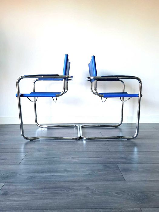 PAR DE CADEIRAS DE BRAÇOS CANTILEVER ESTILO BAUHAUS