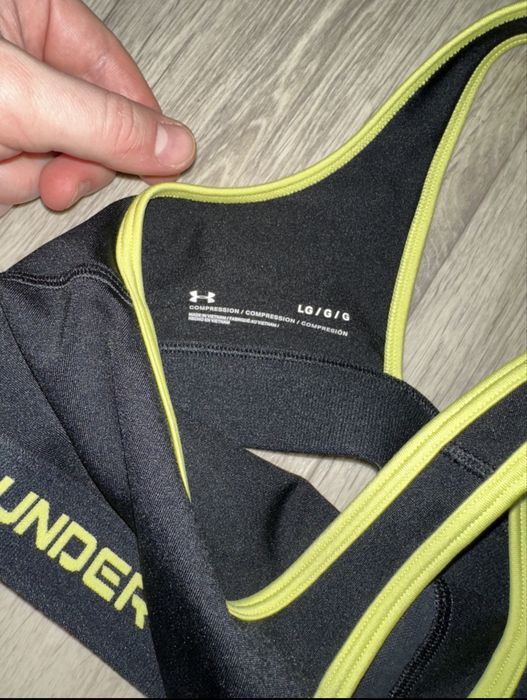 Under armour топ женский