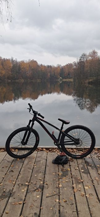 Rower dartmoor gamer intro 26" z autografem Dawida godźka