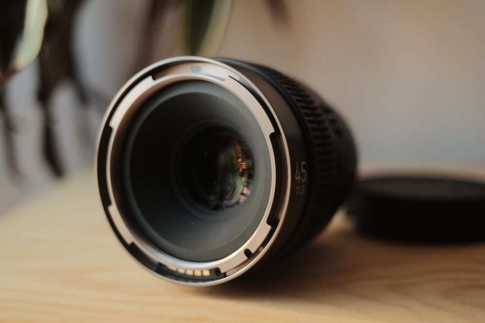 Samyang V-AF 45mm T1.9 para Sony E-mount