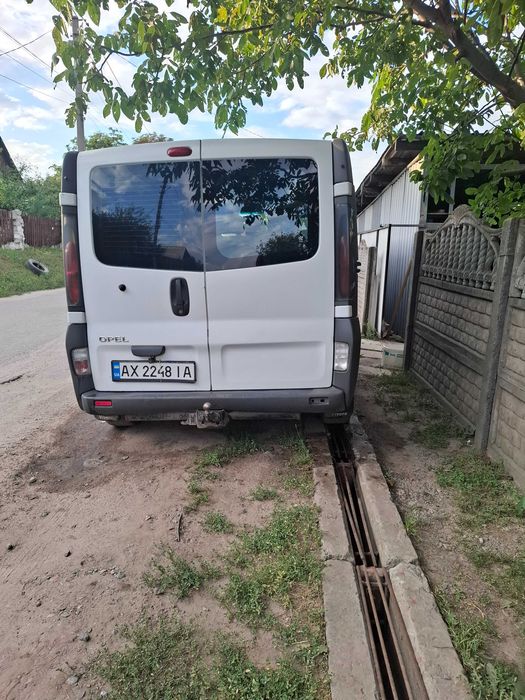 продам опель віваро