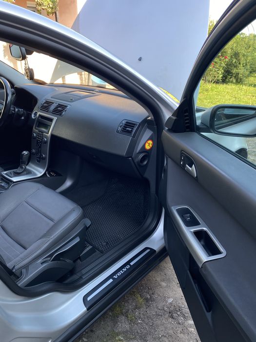 Продам volvo v50