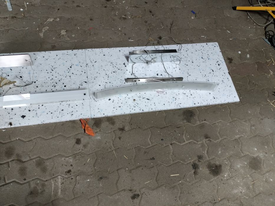 Lampy wiszące LED