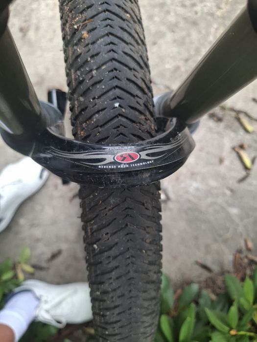 Amortyzator rowerowy manitou black comp 26" 100mm z regulacją skoku.