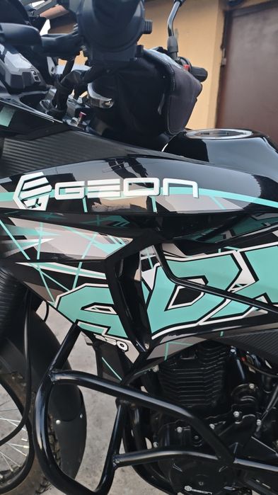 Продаю Geon ADX 250