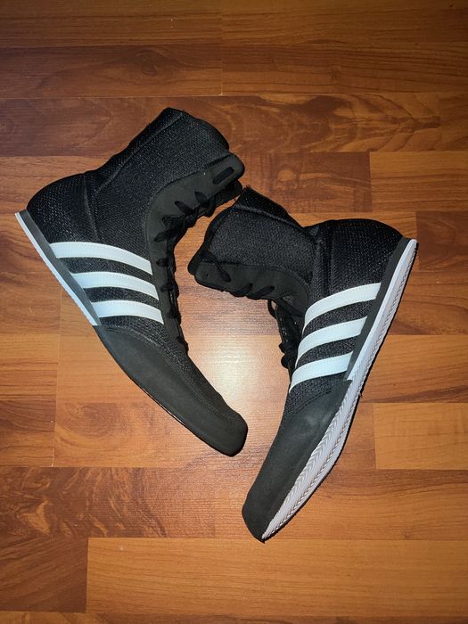 Adidas  Box Hog  2  чорного кольру (орігінал )