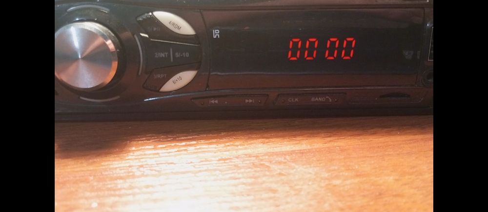 Радиоприемник Bluetooth, USB