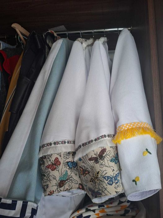 Kurtka bomber z białego denimu. Ręcznie wykonany