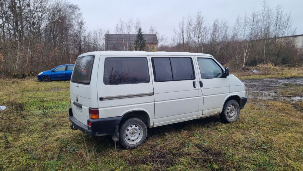 Volkswagen Transporter Caravelle 1993 2.5 газ/бензин
