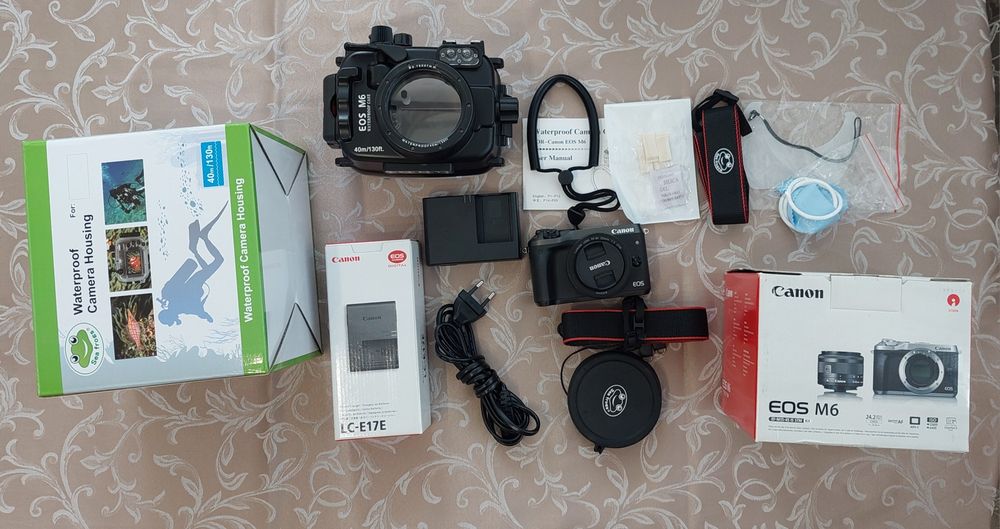Canon M6 + Obiektyw 22mm f/2 + Sea Frogs 40m obudowa podwodna