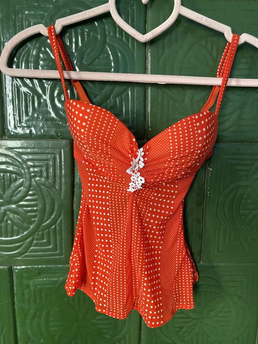 Майка топ INTIMISSIMI 44 S нова зручна бюстье дуже красива