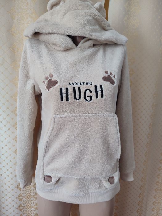 Одяг на дівчинку на зріст 140