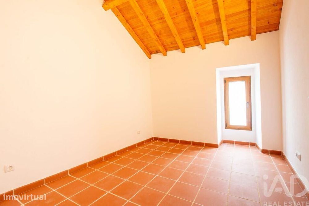 Casa / Villa T2 em Reguengo Grande de 72 m2