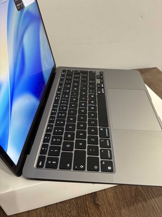 MacBook Air M1/8GB/256GB Space Gray