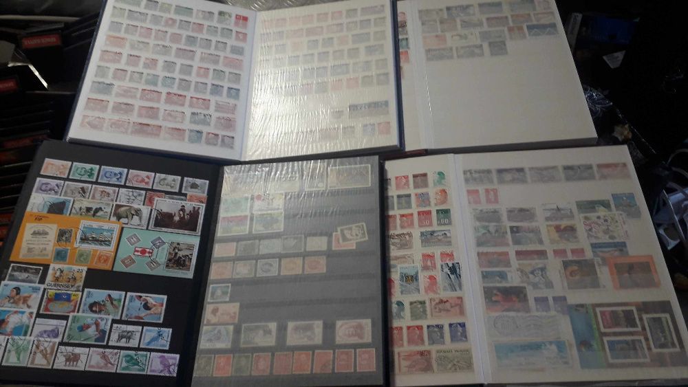 2250 Selos usados + 750 novos DIFERENTES- 4 albuns