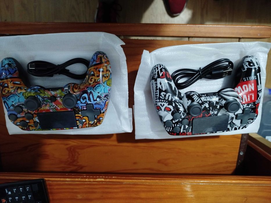 Comando NOVO PS4, PS3 e PC sem fios wireless Bluetooth, cabo incluído