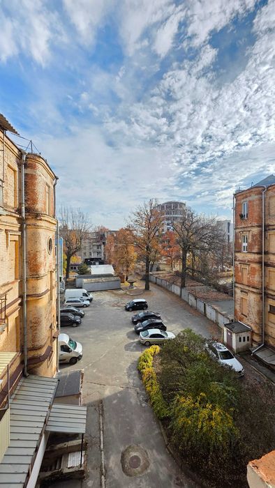 DC S4 Продам 2 комнатная квартира ЦЕНТР СУМСКАЯ метро Университет
