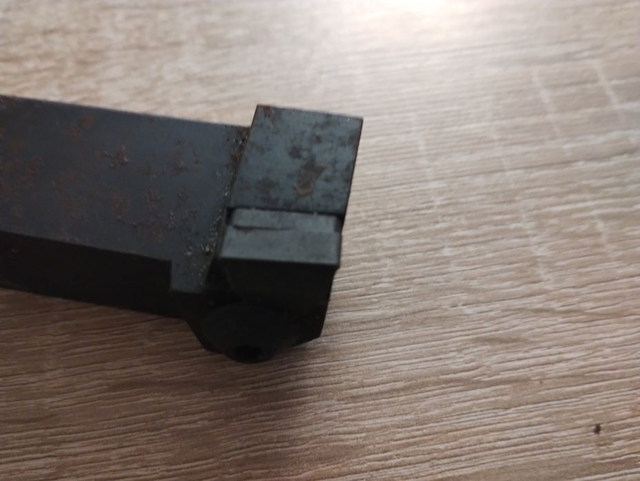 Nóż Tokarski,ucinak